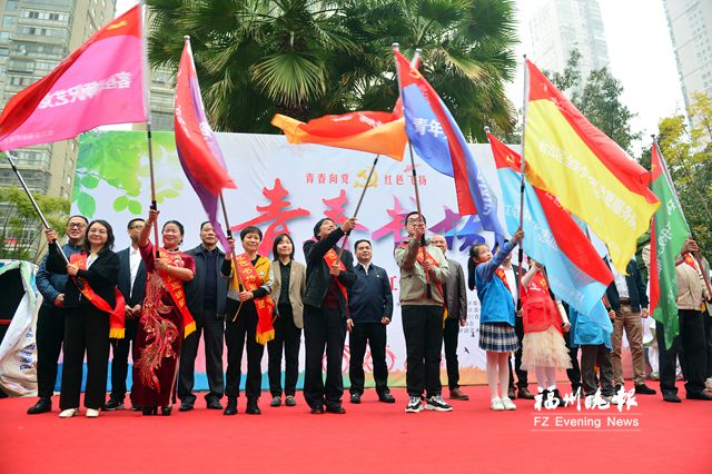 臺(tái)江區(qū)“青春書(shū)場(chǎng)”揭牌 “新聲代”賦能黨性教育宣講