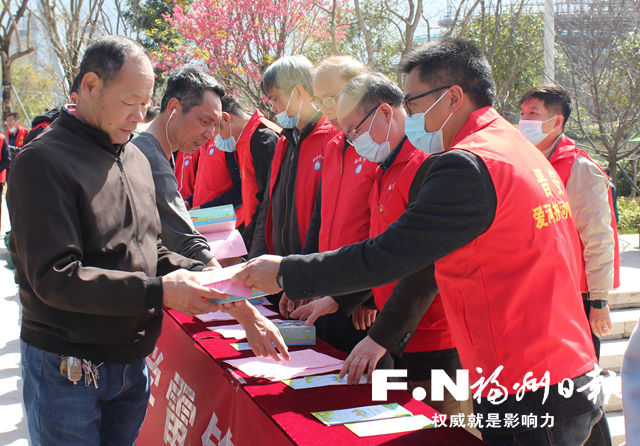 學(xué)雷鋒 做河湖守護(hù)者