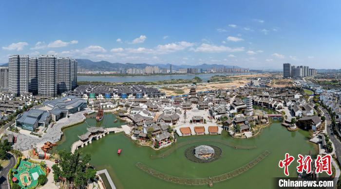 閩越水鎮(zhèn)再現(xiàn)福州百年水鄉(xiāng)風(fēng)貌