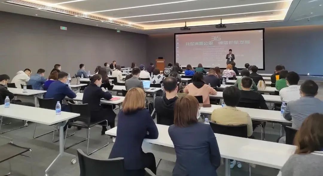 臺(tái)江開展3.15國際消費(fèi)者權(quán)益保護(hù)宣傳周活動(dòng)