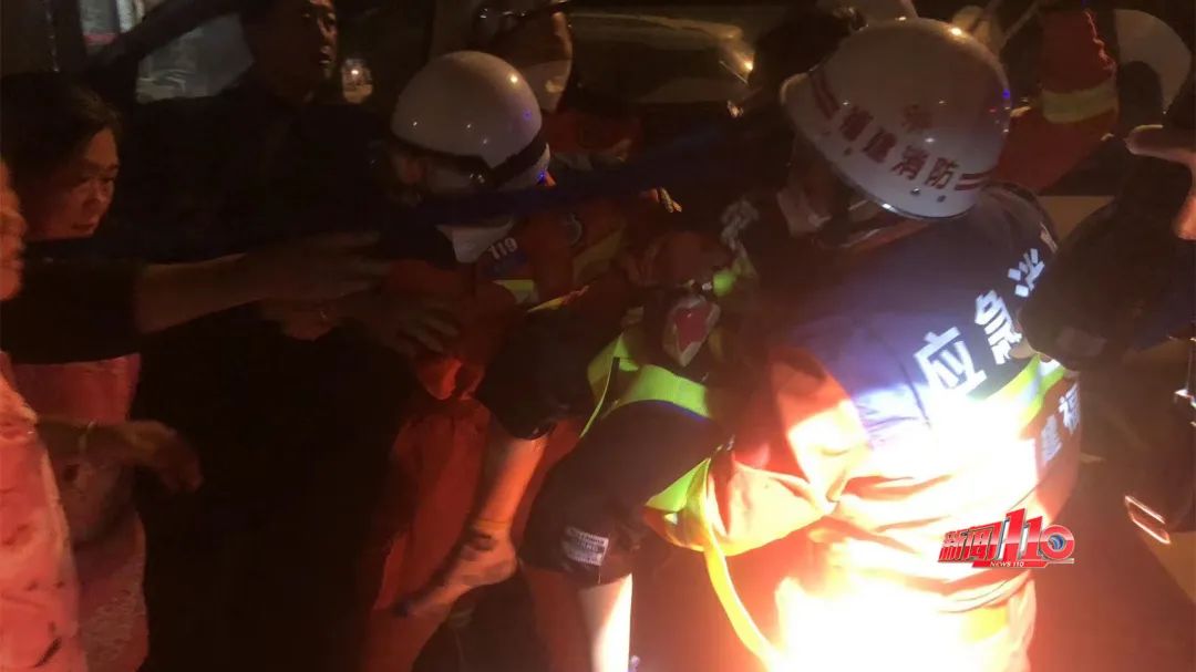 緊急救援！福州一8歲男童跌落12米深井