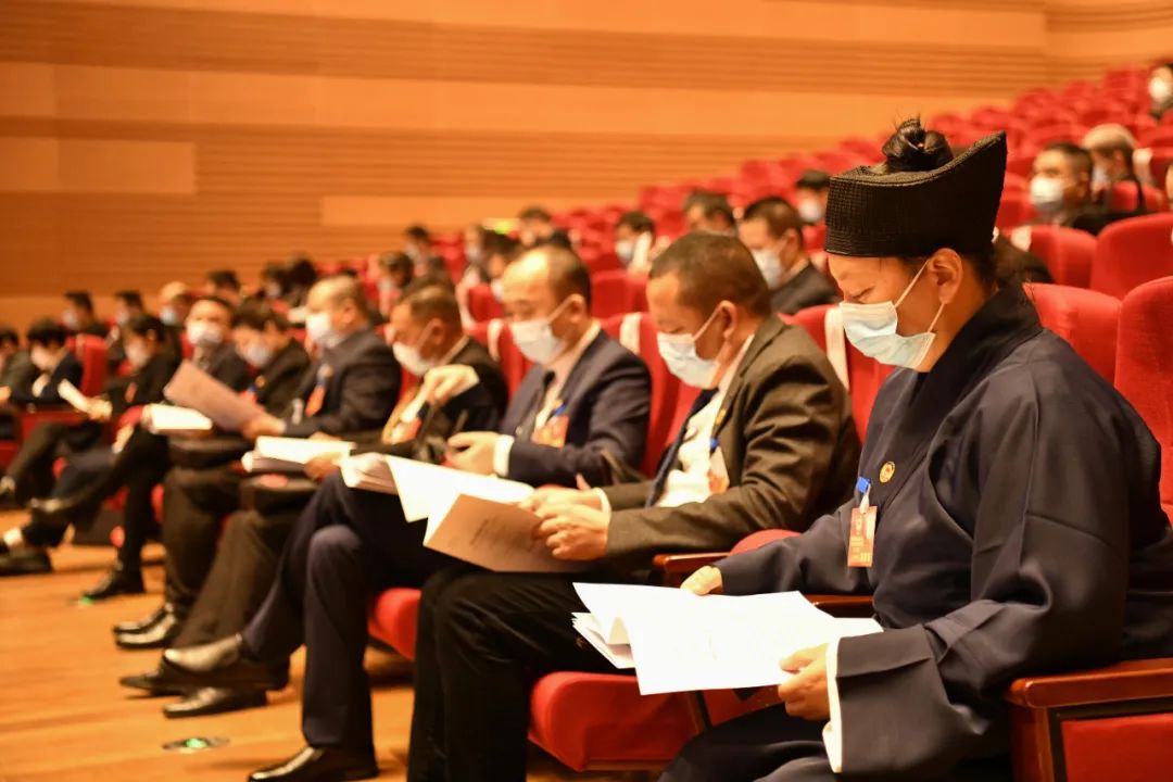 閩清縣政協(xié)十四屆二次會議開幕